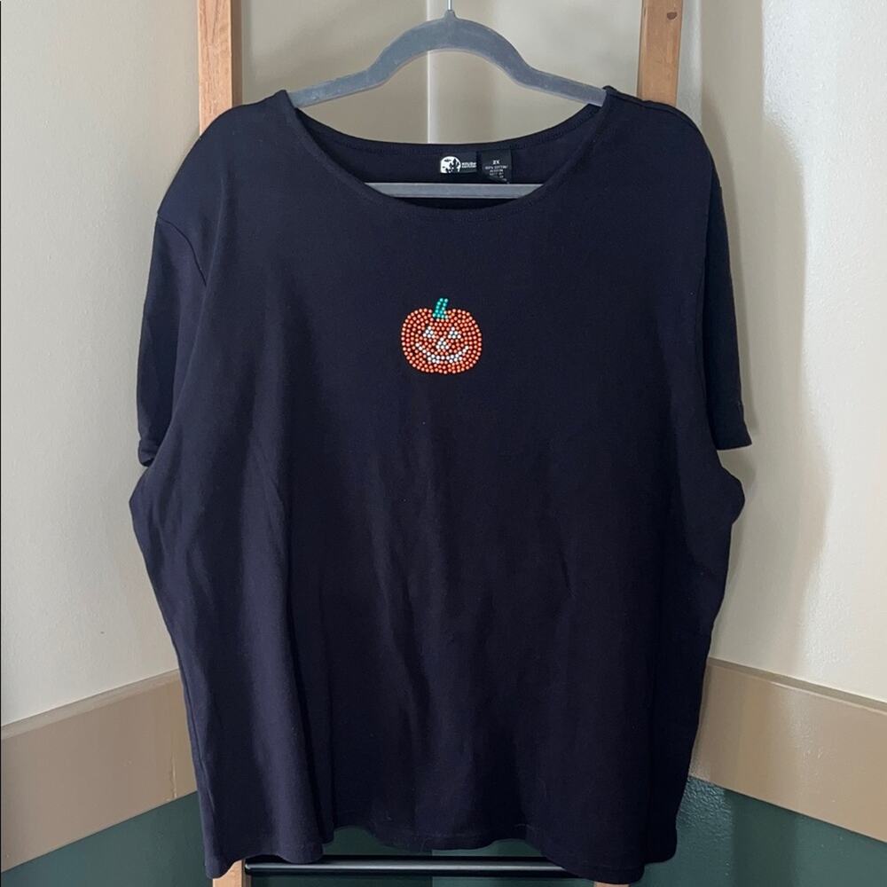 Holiday Editions Black Halloween Women’s Pumpkin Design Jack O Lantern Top